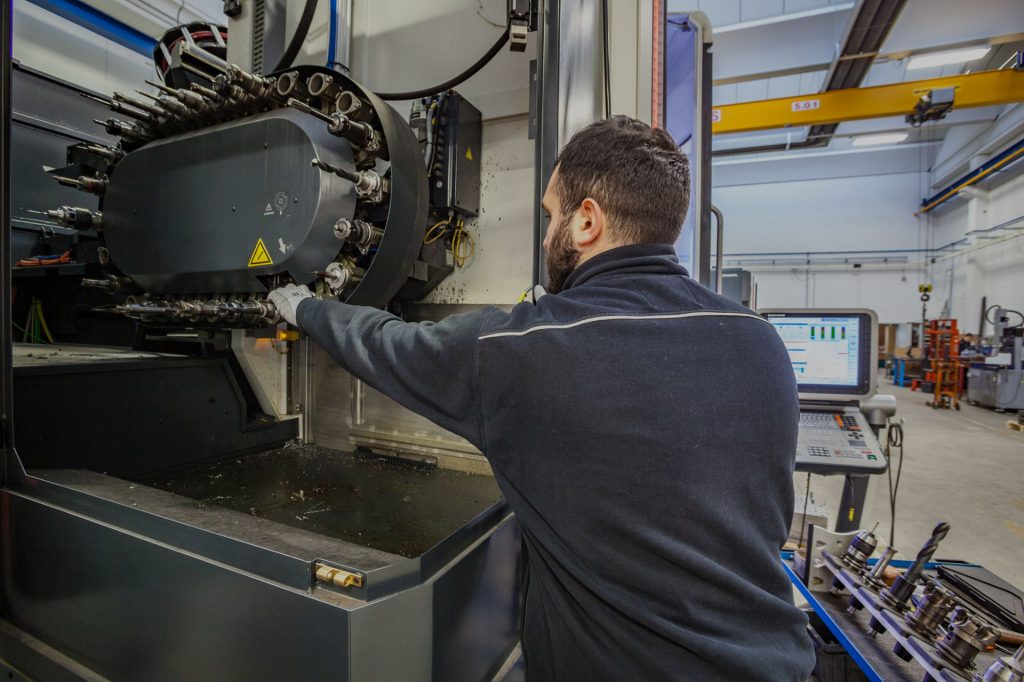 Lavorazione CNC di uno stampo